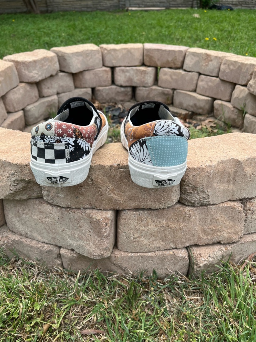 Vans Patchwork Slip-On Sneakers in Multicolor Paisley Size 7 - Picture 4 of 6